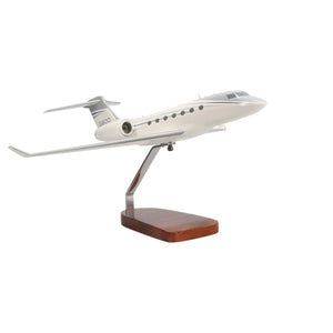 Gulfstream G600 Large Mahogany Model